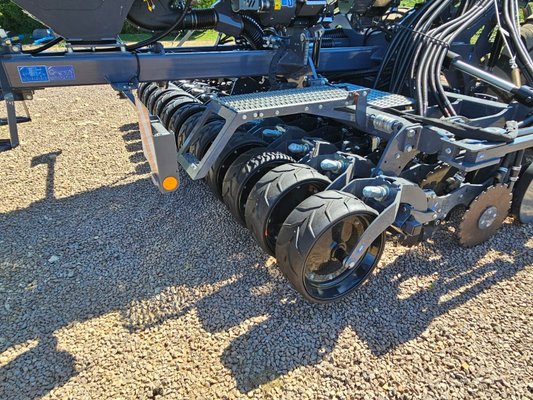 Semoir trainé Sky EASYDRILL HD W4020 E-Drive