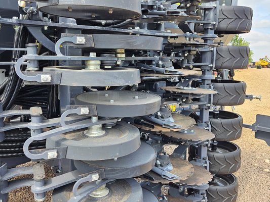 Semoir trainé Sky EASYDRILL HD W4020 E-Drive