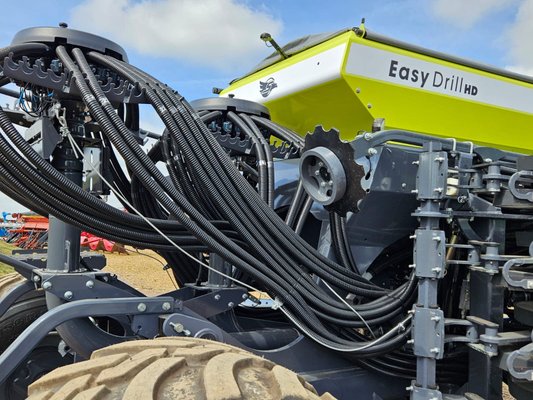 Semoir trainé Sky EASYDRILL HD W4020 E-Drive