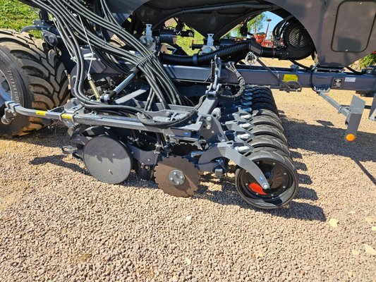 Semoir trainé Sky EASYDRILL HD W4020 E-Drive