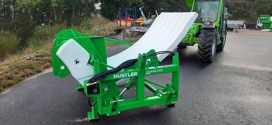 Dérouleuse de balle Hustler LX 104