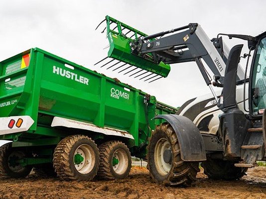 Godet multi-services Hustler GrabMax