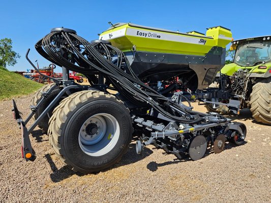 Unknown range 658 Sky EASYDRILL HD W4020 E-Drive