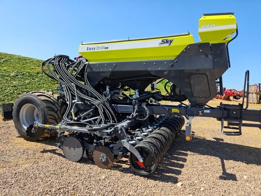 Unknown range 658 Sky EASYDRILL HD W4020 E-Drive