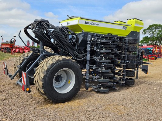 Unknown range 658 Sky EASYDRILL HD W4020 E-Drive