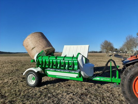 Dérouleuse de balle Hustler TE205