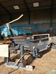 Dérouleuse de balle Calvet DR - 1