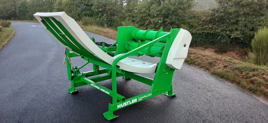 Dérouleuse de balle Hustler LX 104 - 3
